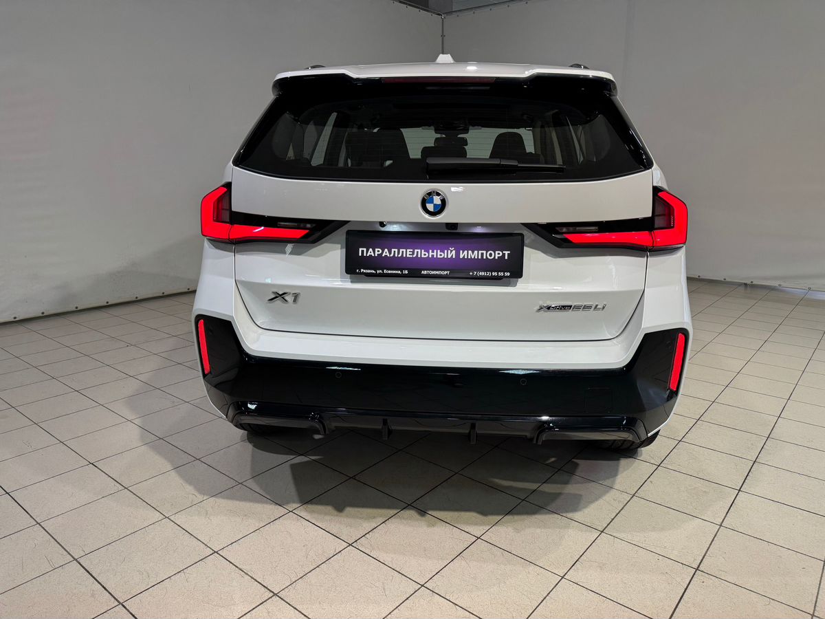 Фото автомобиля 3