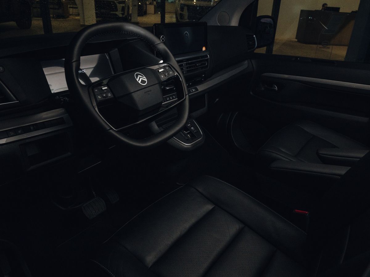 Фото автомобиля 11