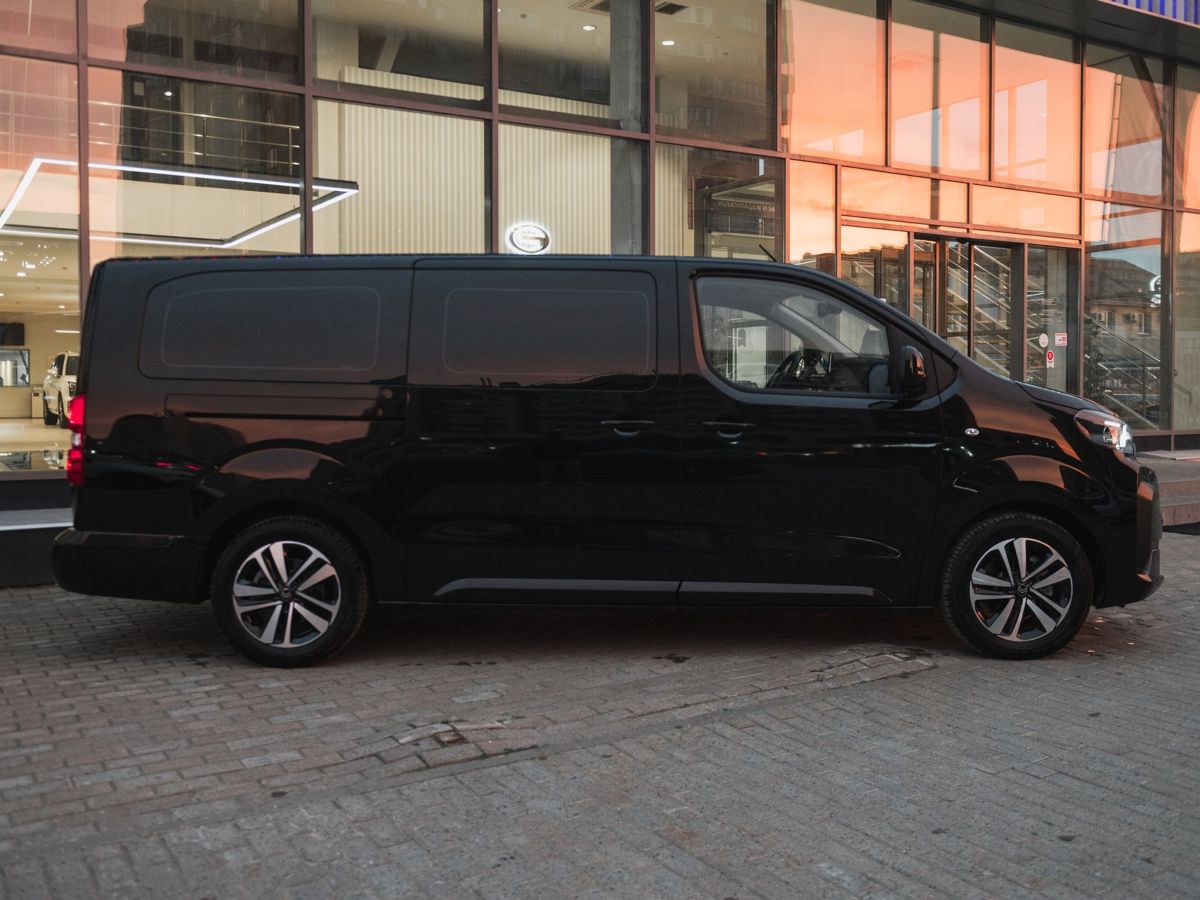 Фото автомобиля 2